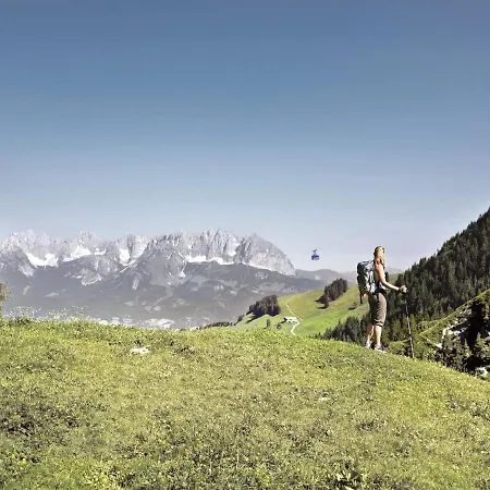 Spacious With Garden Near Ski Area In Tyrol Daire Hopfgarten im Brixental